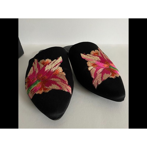 Natori Womens Arri Satin Embroidered Slides 10M Mules Flats Floral Slip On - Picture 3 of 10